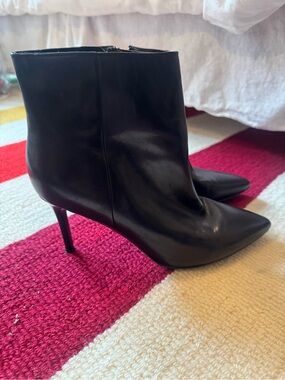 Nine West Black Pointed Toe Stiletto Ankle Boots